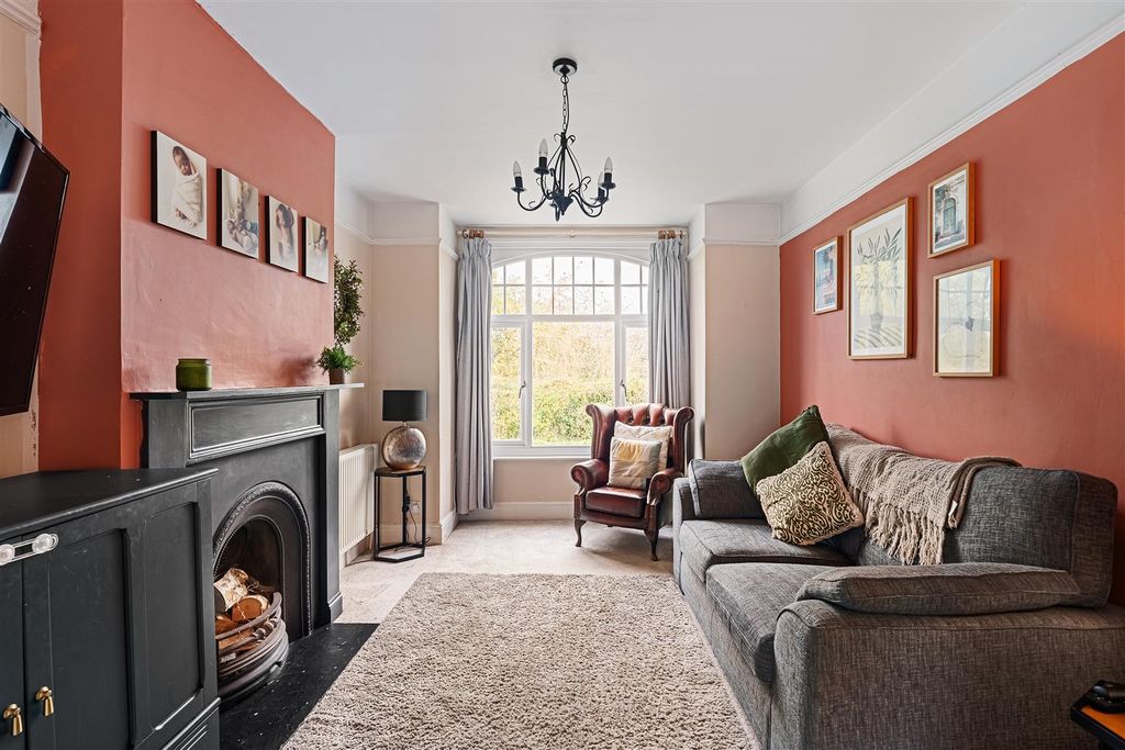 Property photo 2 of 21 Norman Road-10.Jpg