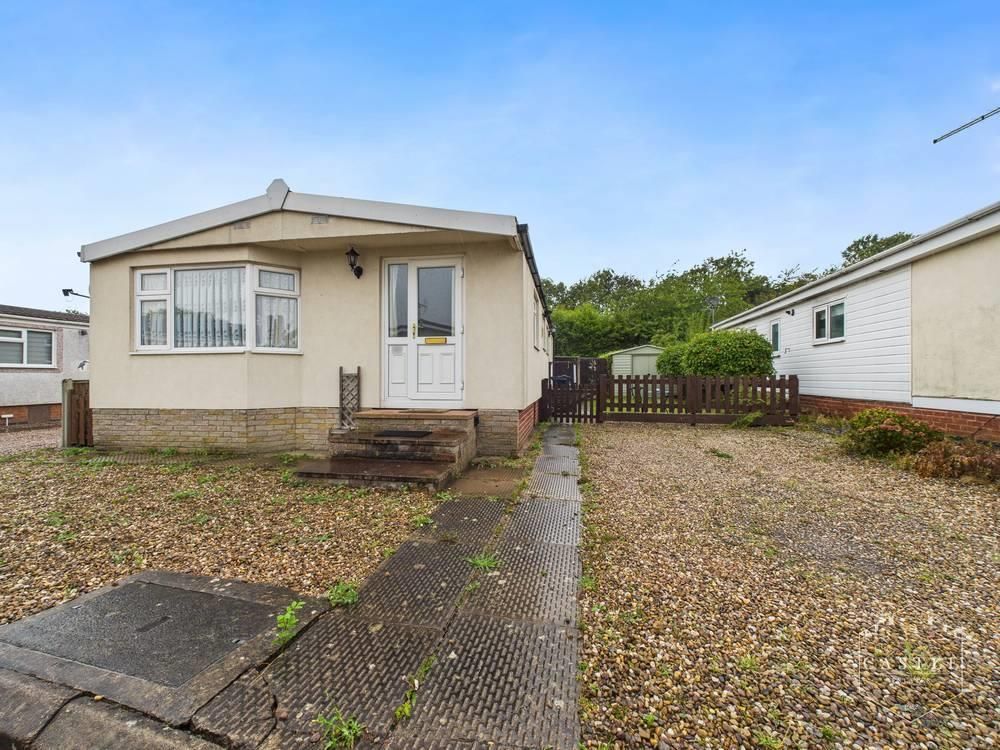 Property photo 1 of 13 Outside