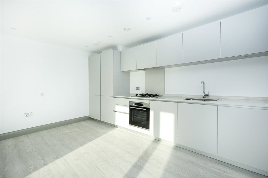 Property photo 3 of 10 Picture No. 06