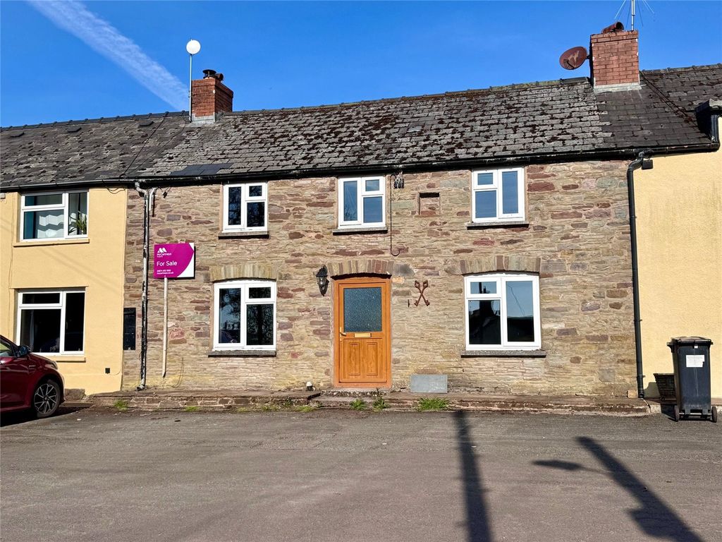 Property photo 2 of 15 Picture No. 24