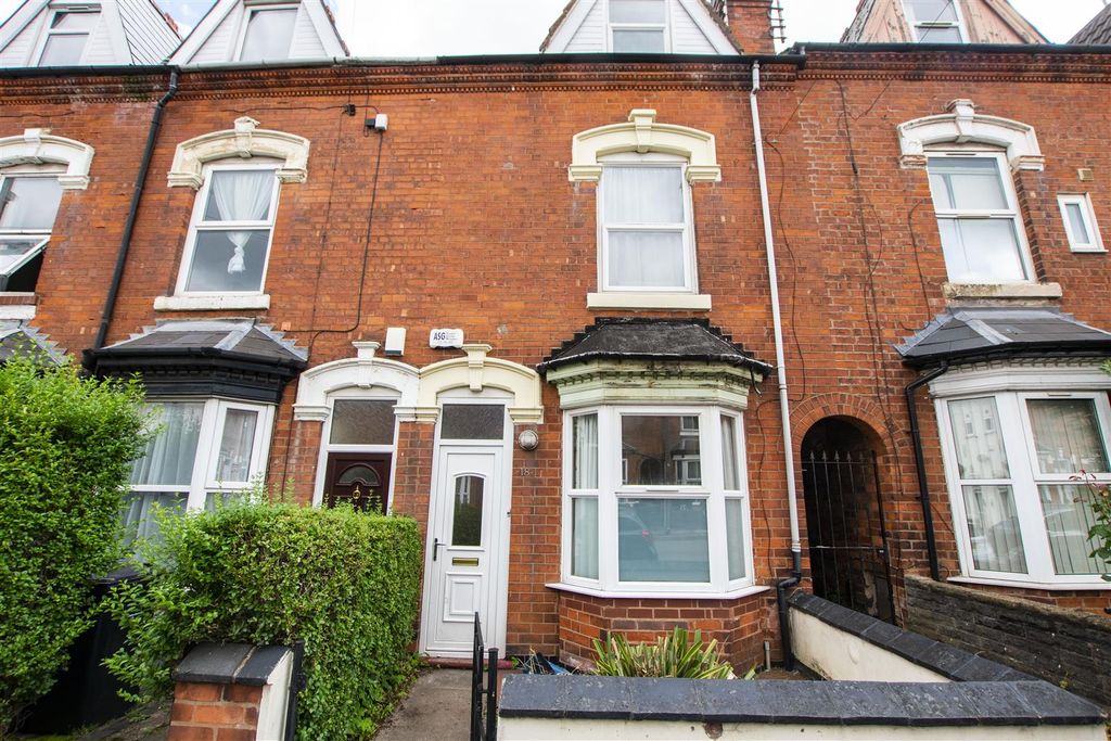 Property photo 3 of 11 Front
