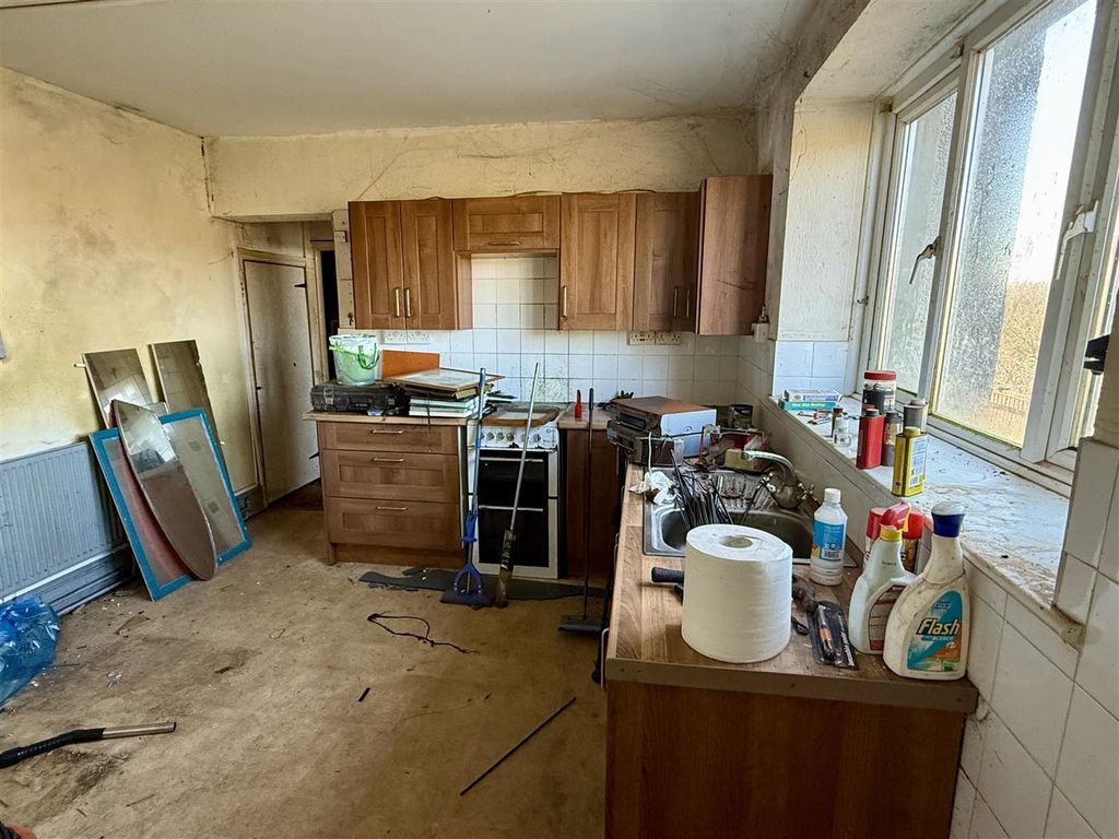 Property photo 3 of 21 Img_8940.Jpeg