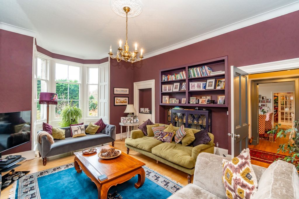 Property photo 2 of 58
