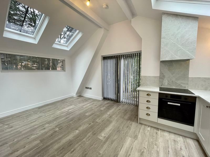 Property photo 3 of 12 Photo 14