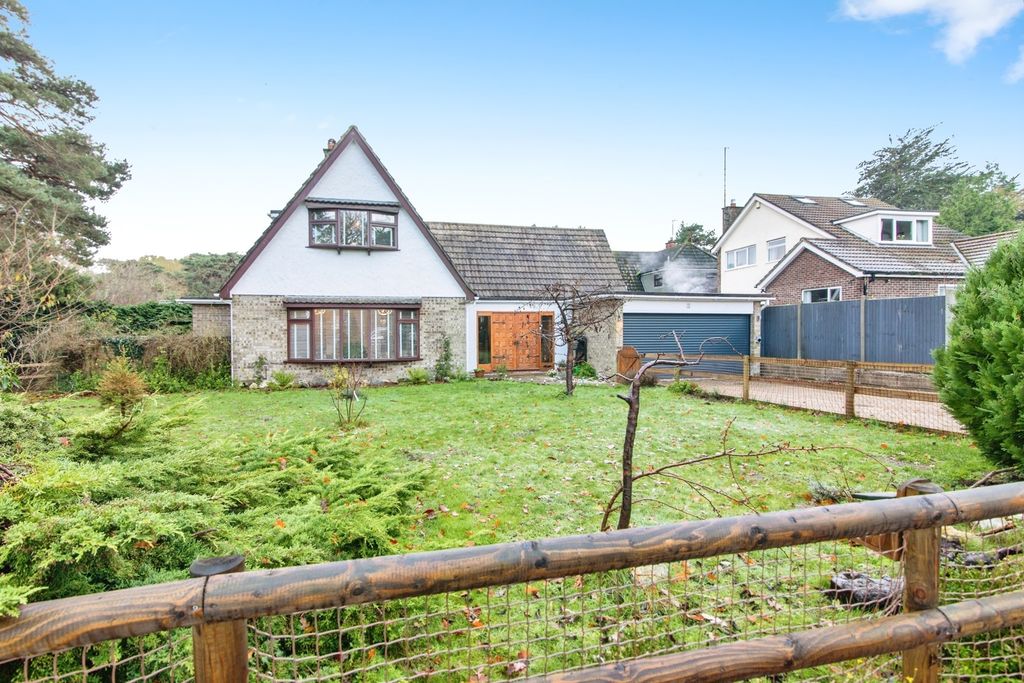 Property photo 1 of 17 Front