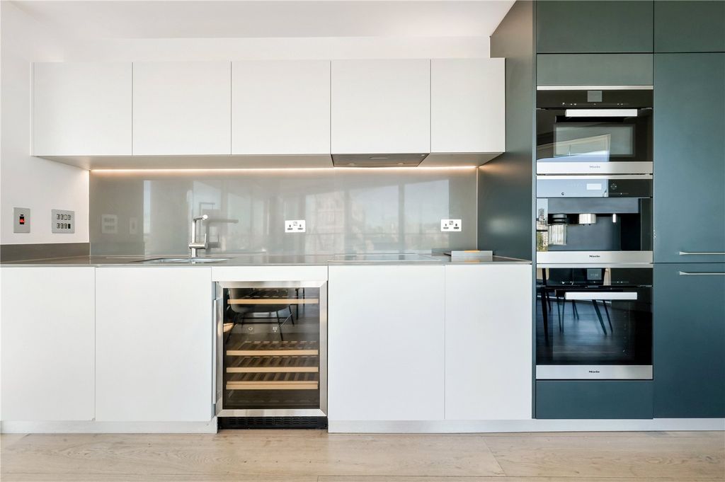 Property photo 3 of 11 Picture No. 04