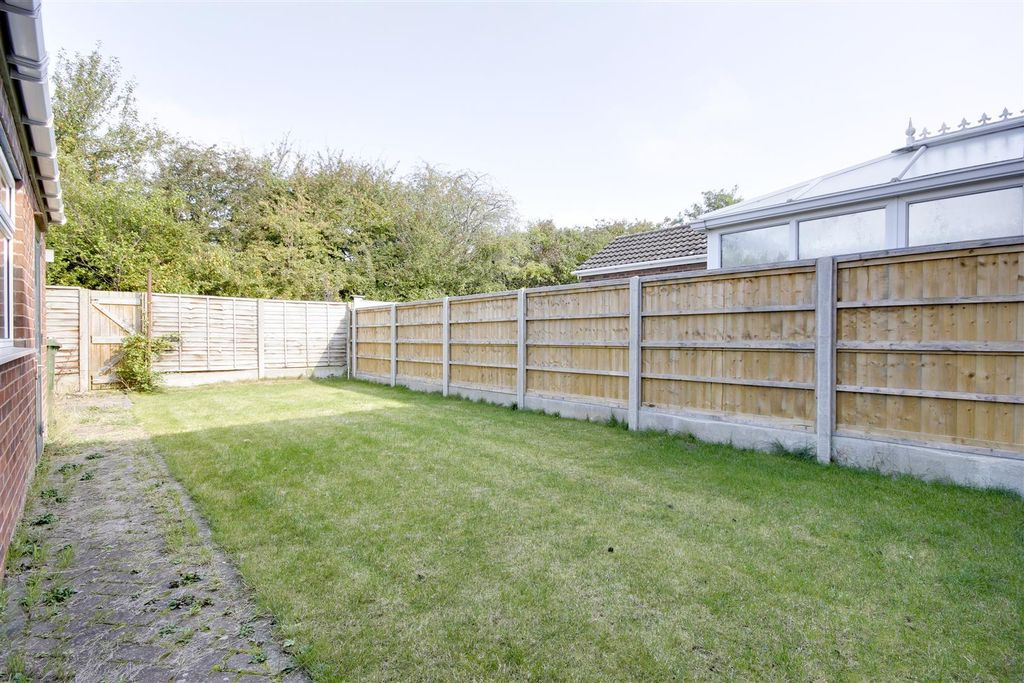 Property photo 3 of 12 Outside