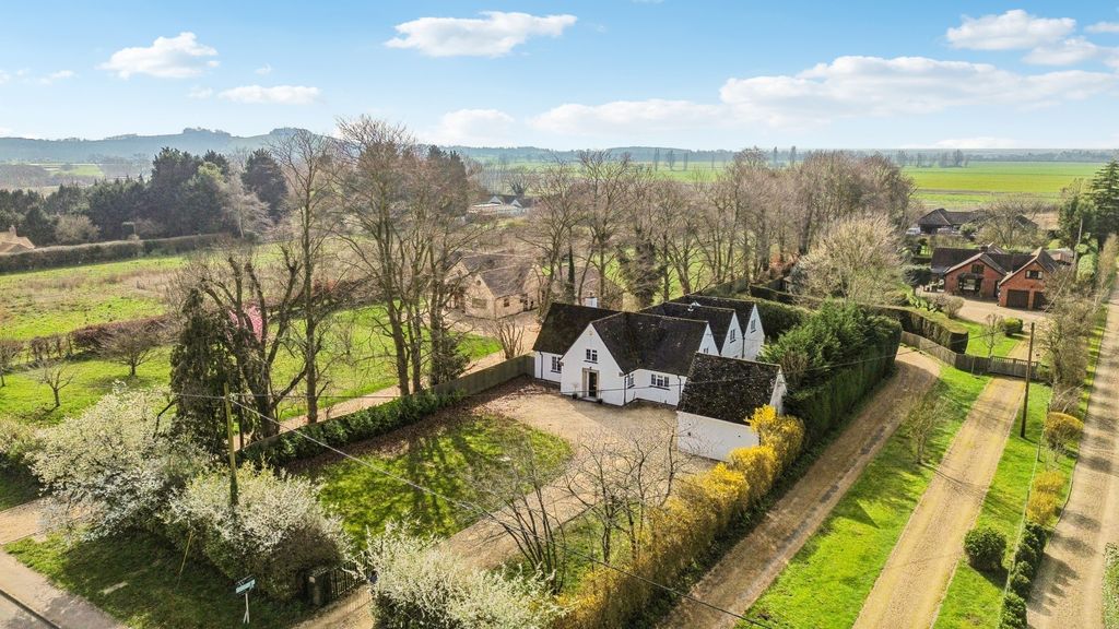 Property photo 1 of 27 4733393