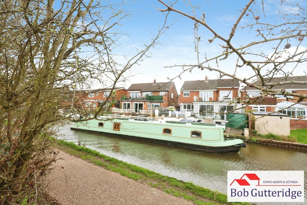 Property photo 2 of 22 Pbox-Img.Jpg