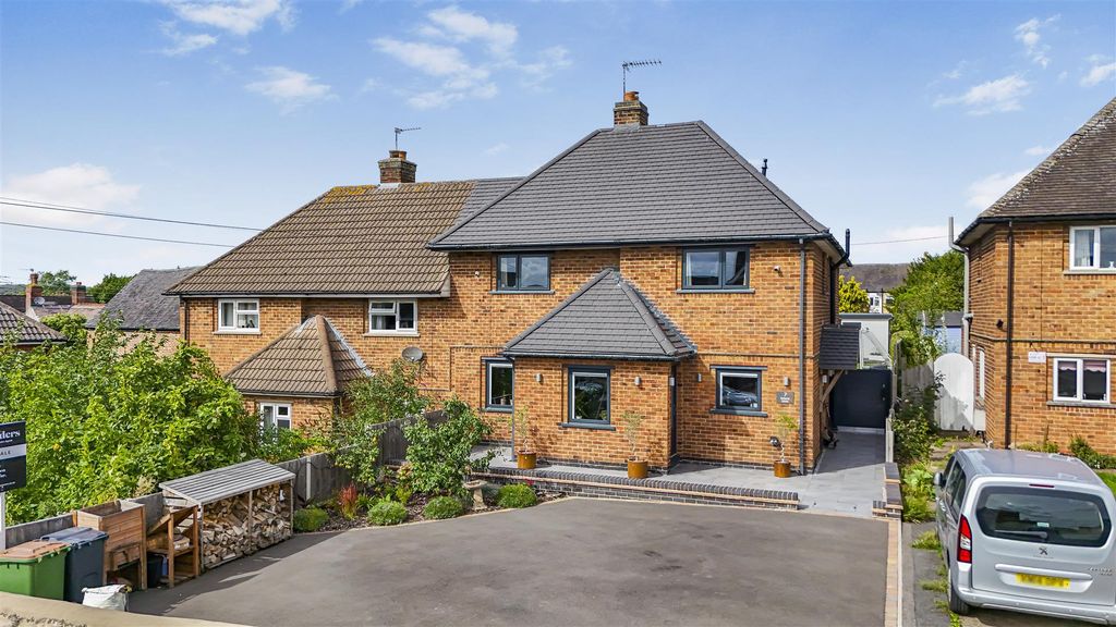 Property photo 3 of 42 2