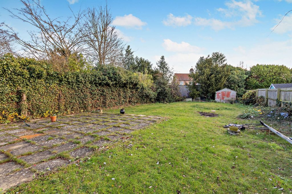 Property photo 2 of 16