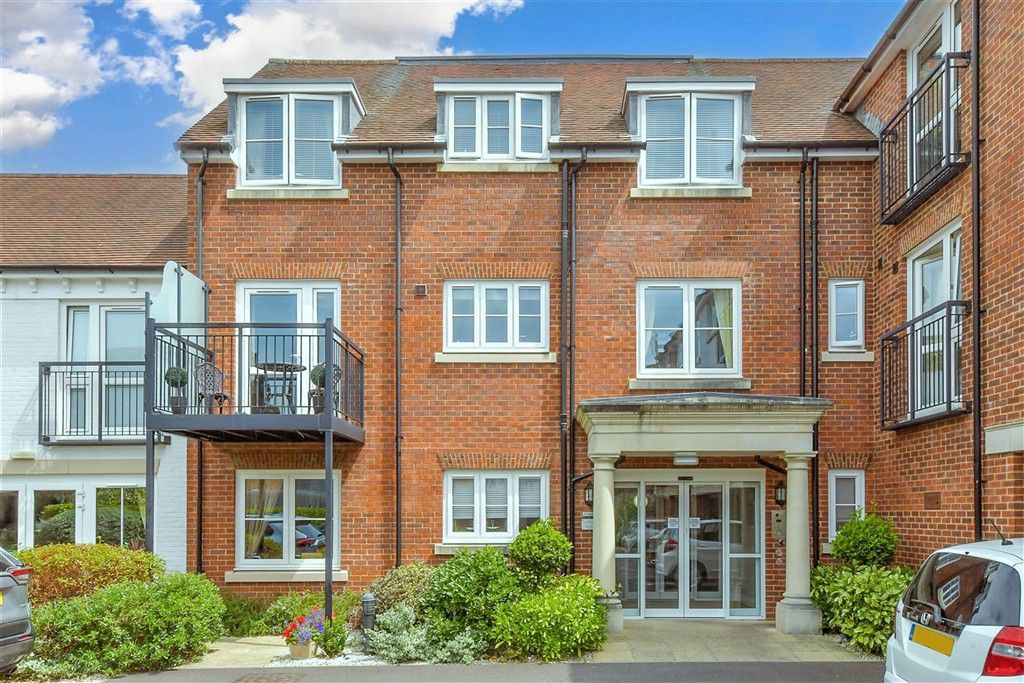 Property photo 2 of 10 External (Web)