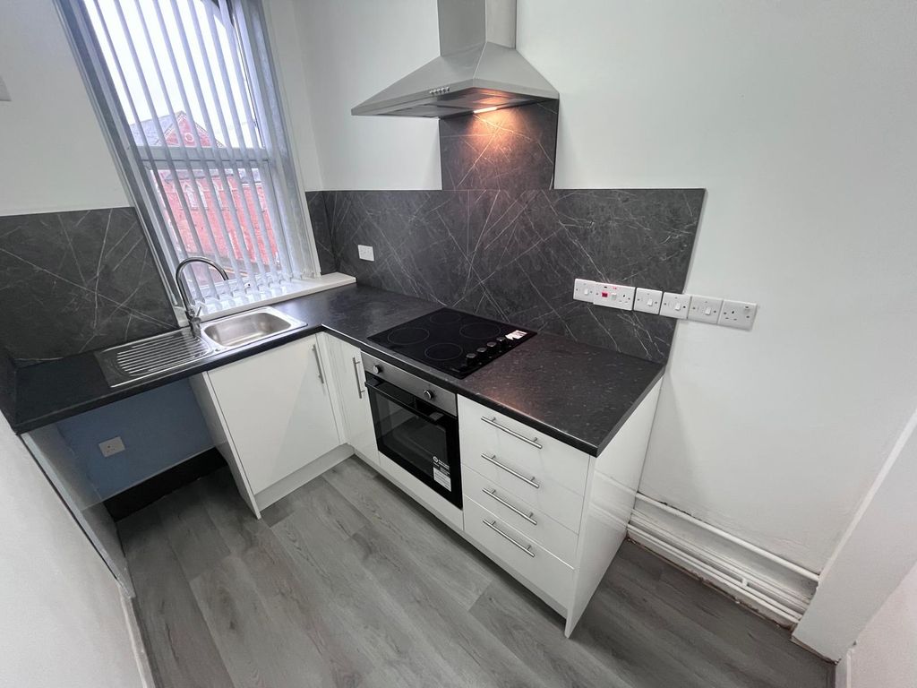 Property photo 2 of 7 Image