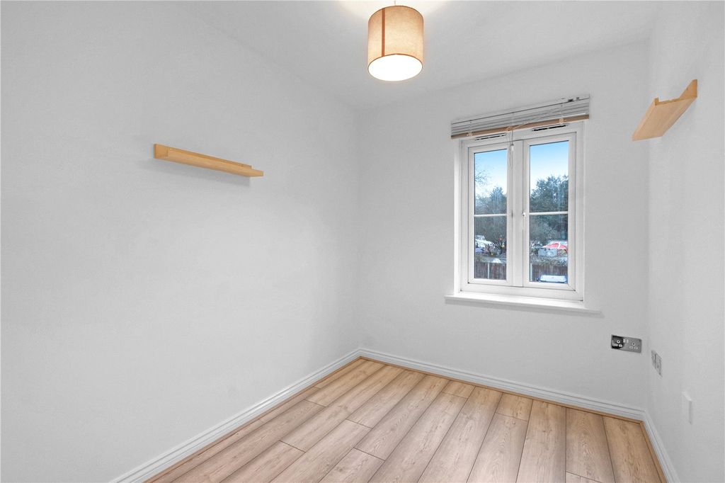 Property photo 3 of 6 Bedroom Two