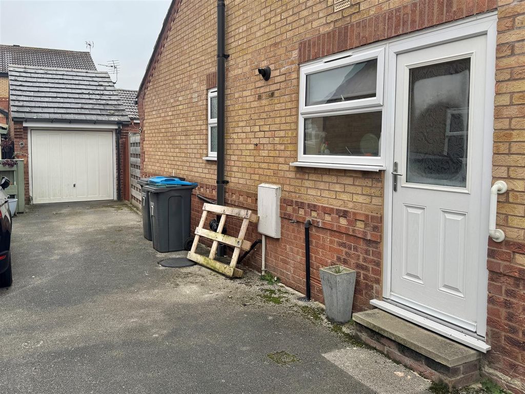 Property photo 3 of 10 2.Jpg