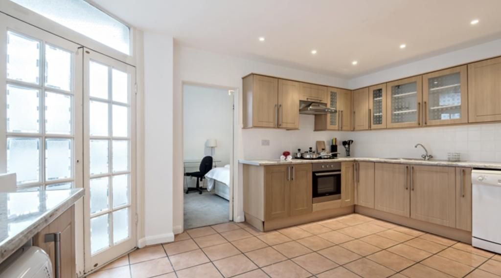 Property photo 2 of 9