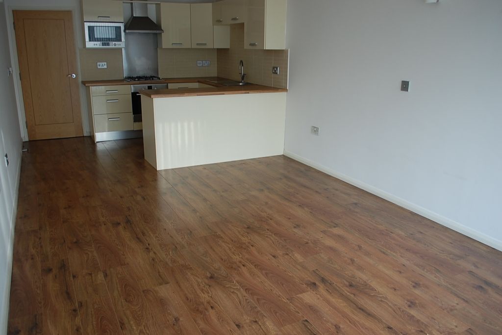 Property photo 2 of 15 Open Plan Lounge/Din
