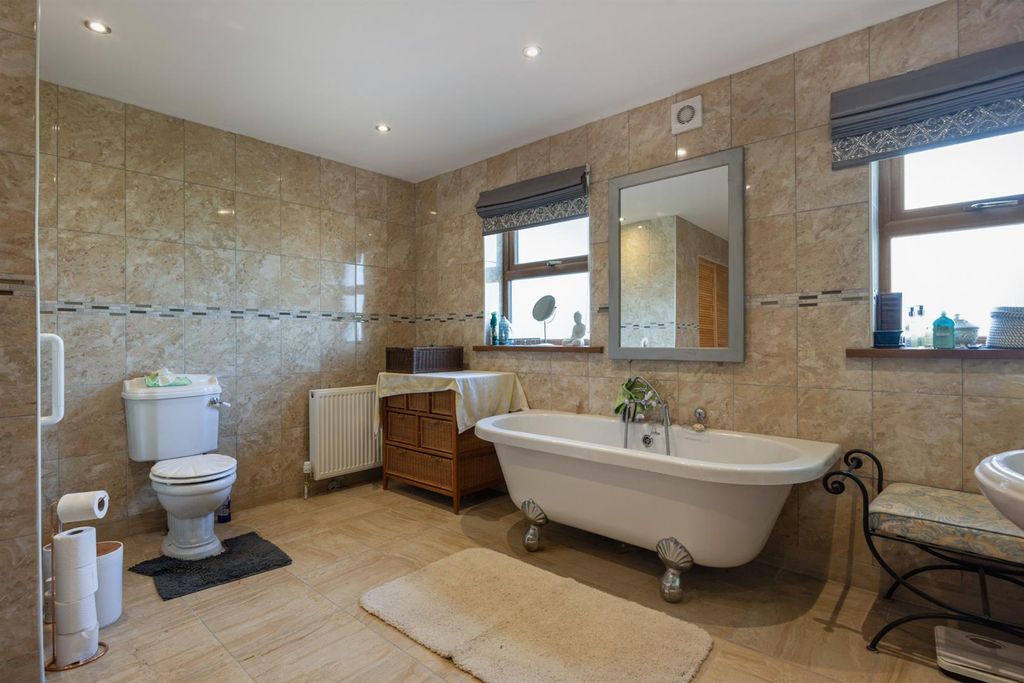 Additional image 18 of 4 bed detached bungalow for sale249D Ballynahinch Road, Ballykeel, Dromore BT25