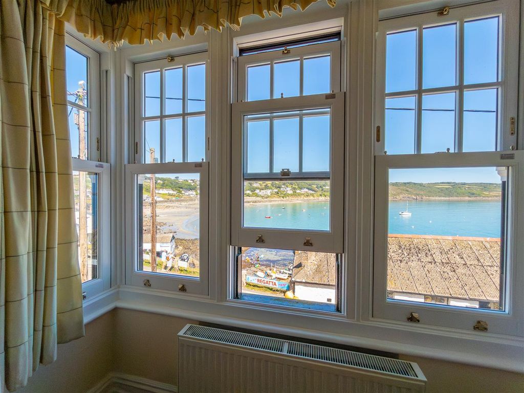 Property photo 2 of 31 Granville, Coverack-16.Jpg