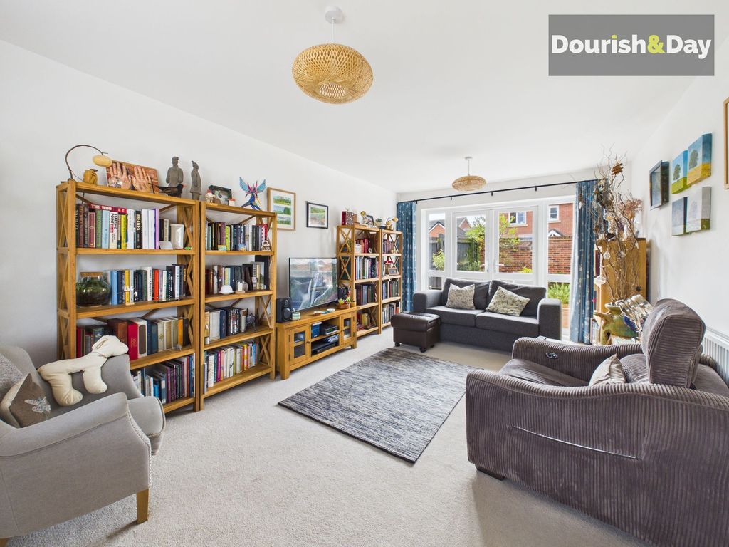 Property photo 2 of 29