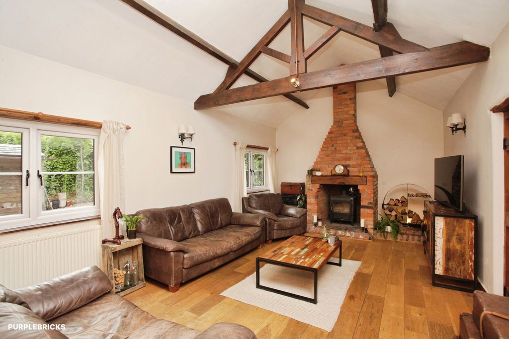 Property photo 2 of 22