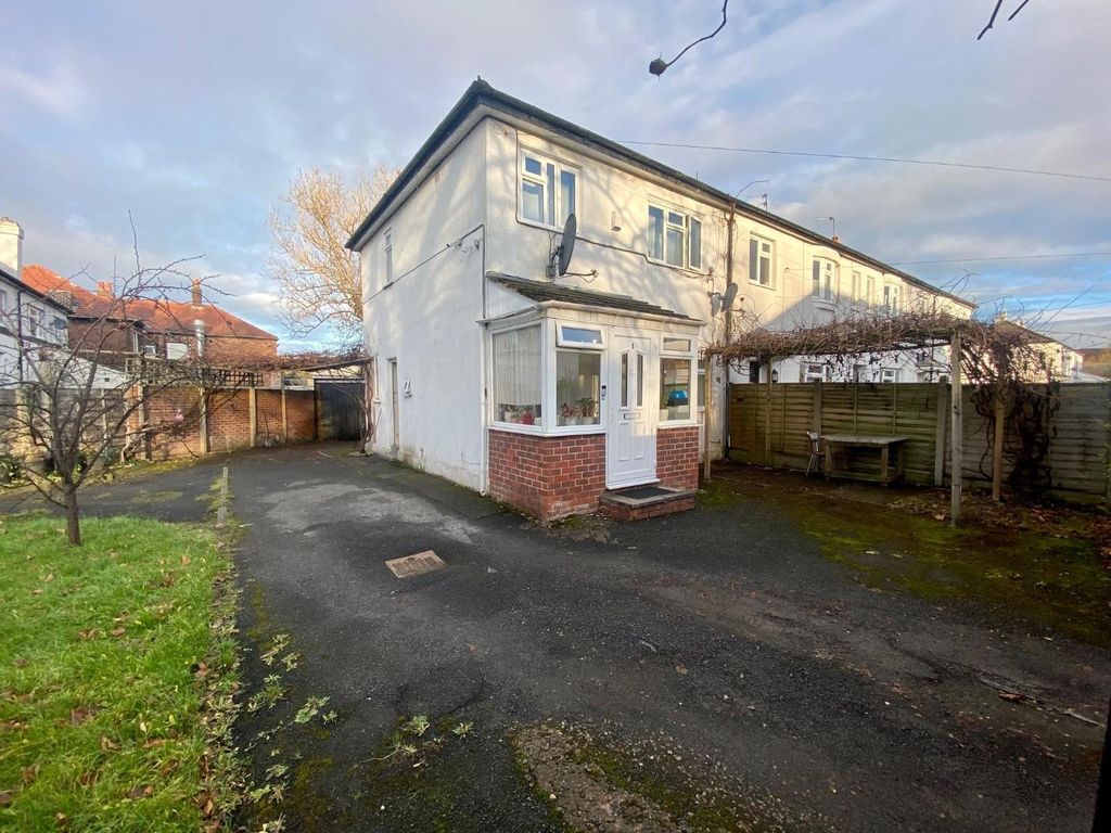 Property photo 1 of 21