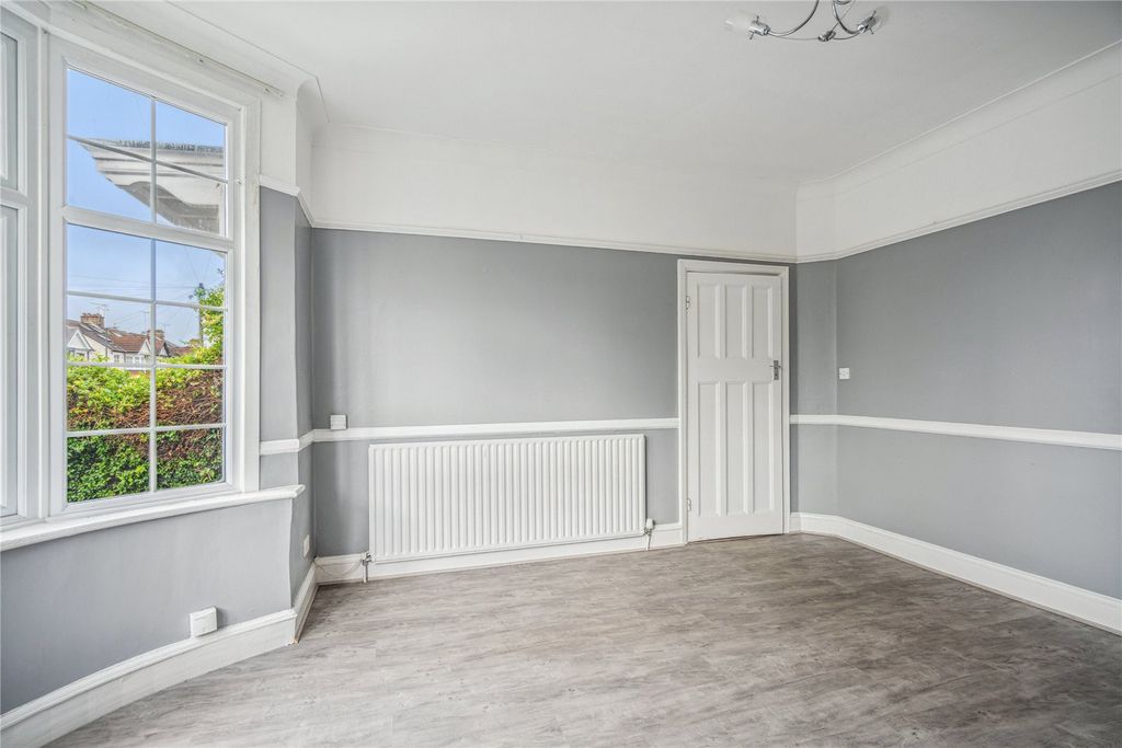 Property photo 3 of 15 Picture No. 02