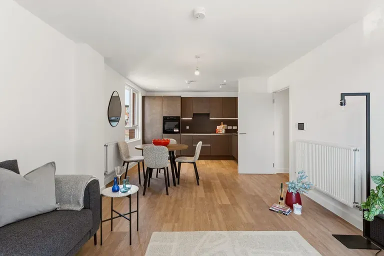 Property photo 2 of 19
