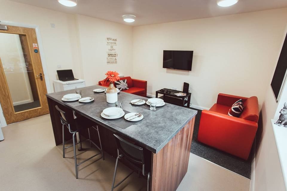 Property photo 2 of 8