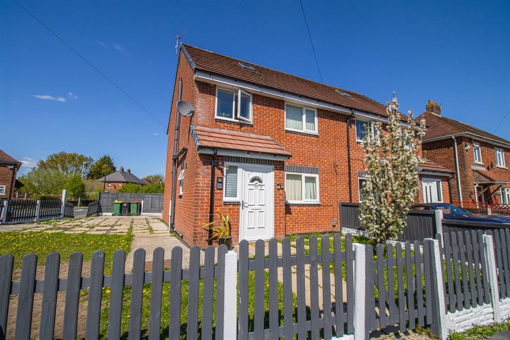 Property photo 1 of 15 Front