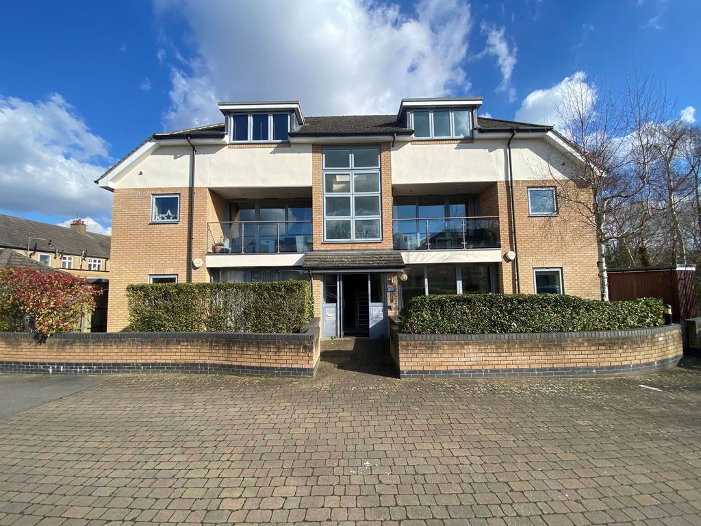 Property photo 1 of 14