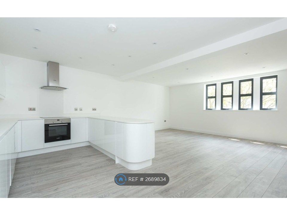 Property photo 2 of 34