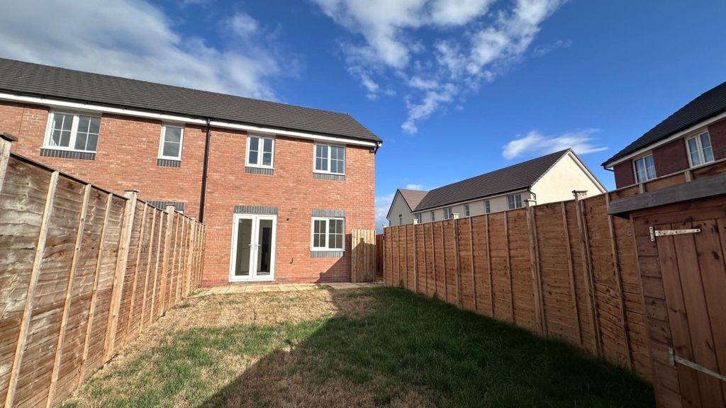 Property photo 3 of 7 Plot Image