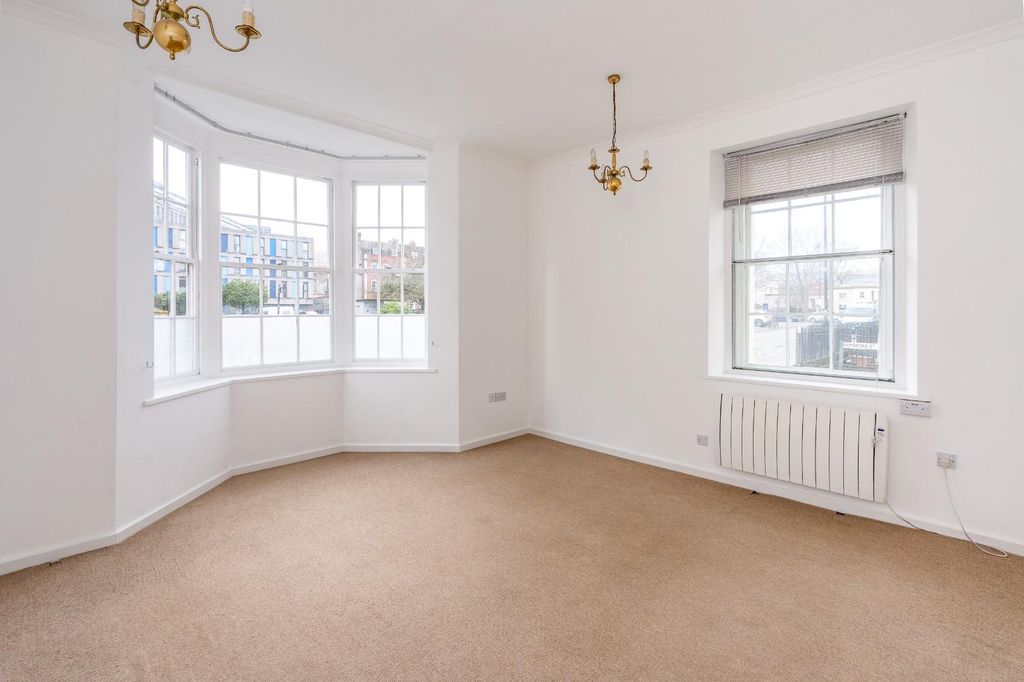 Property photo 2 of 22 Olh06378-Hdr-Edit.Jpg