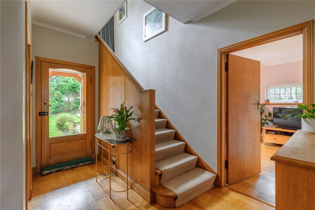 Property photo 2 of 40 Picture No. 06