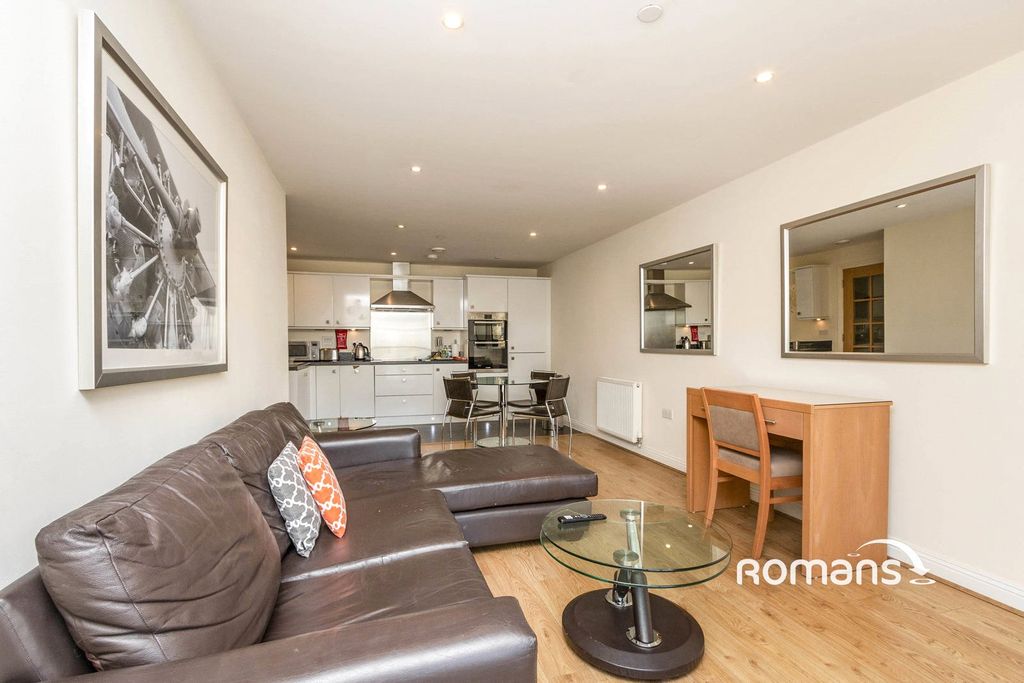 Property photo 3 of 10 Picture No. 03