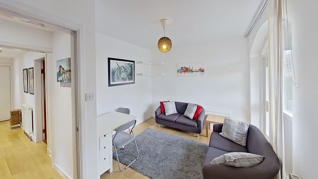 Property photo 2 of 9 Photo 2