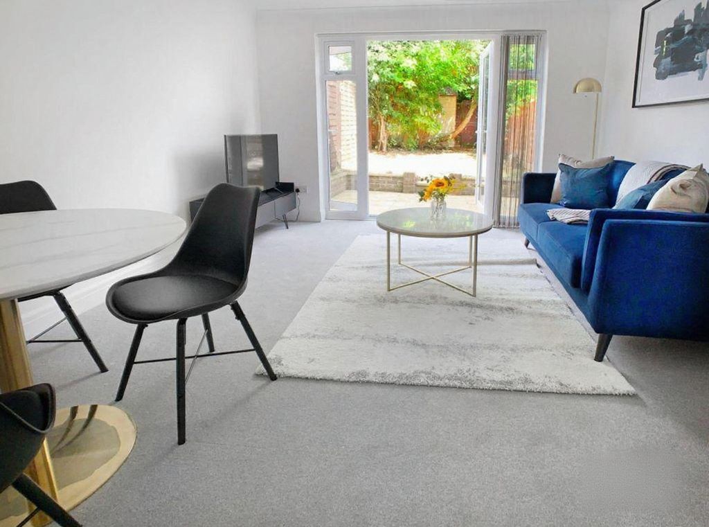 Property photo 1 of 15 Living Room