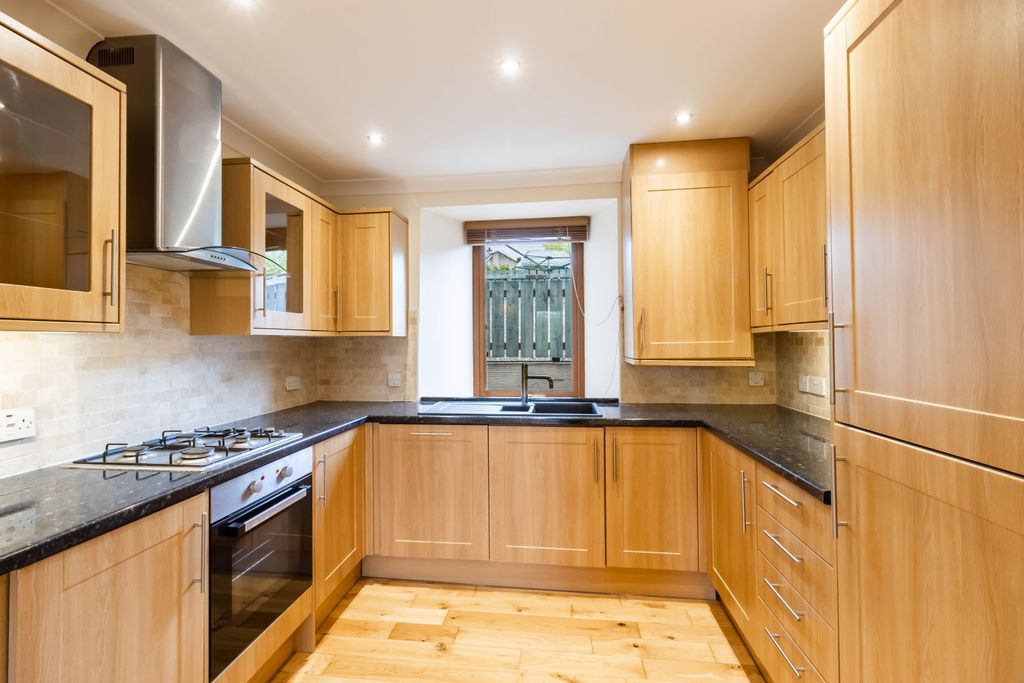 Property photo 2 of 28 Kitchen