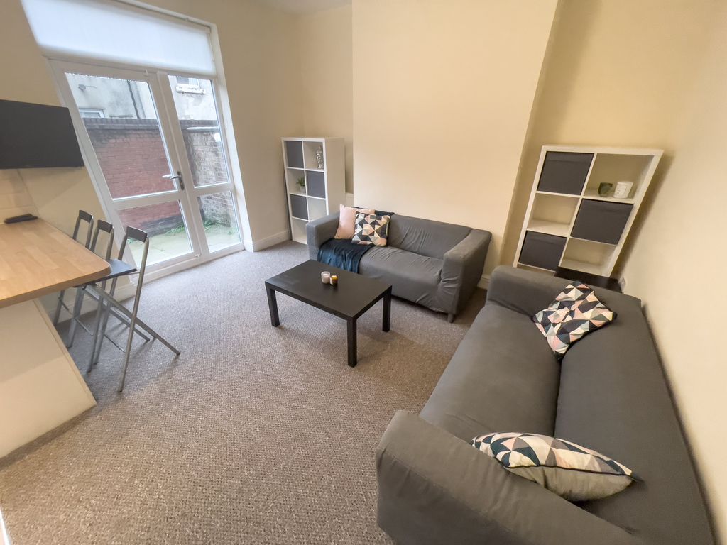 Property photo 1 of 13 Img_4579