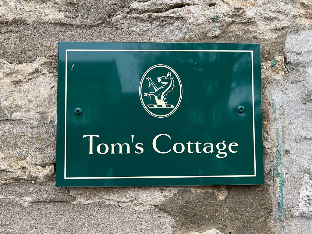 Property photo 2 of 33 Image