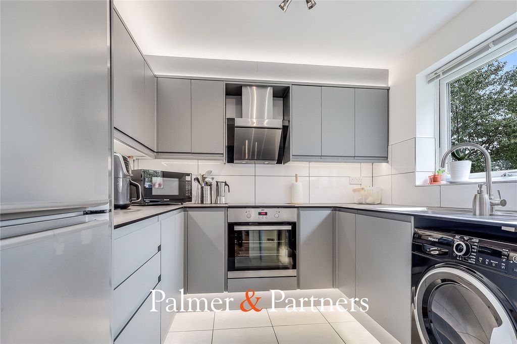 Property photo 1 of 14 Picture No. 06