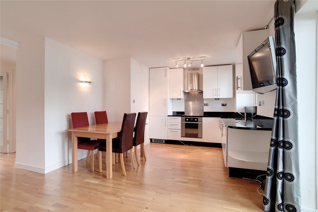 Property photo 1 of 11 Picture No. 60