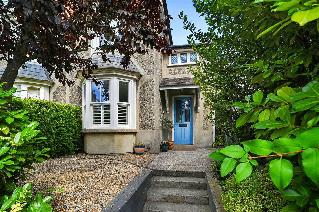 Property photo 1 of 18 Picture No. 12