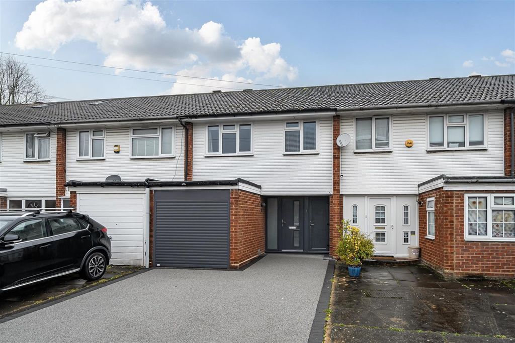 Property photo 1 of 11