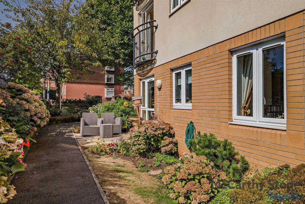 Property photo 3 of 18 Exterior Of No.7