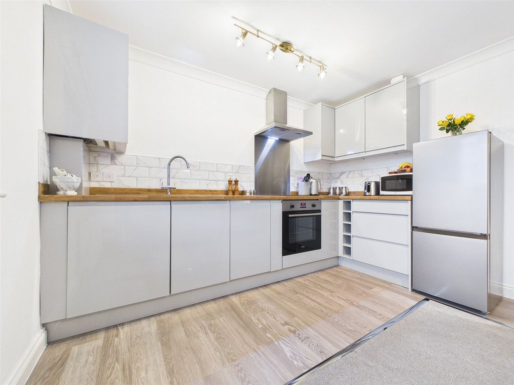 Property photo 3 of 7 Picture No. 07