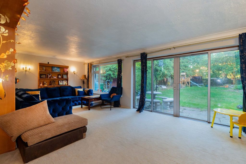 Property photo 2 of 15