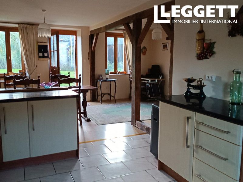 Property photo 3 of 10