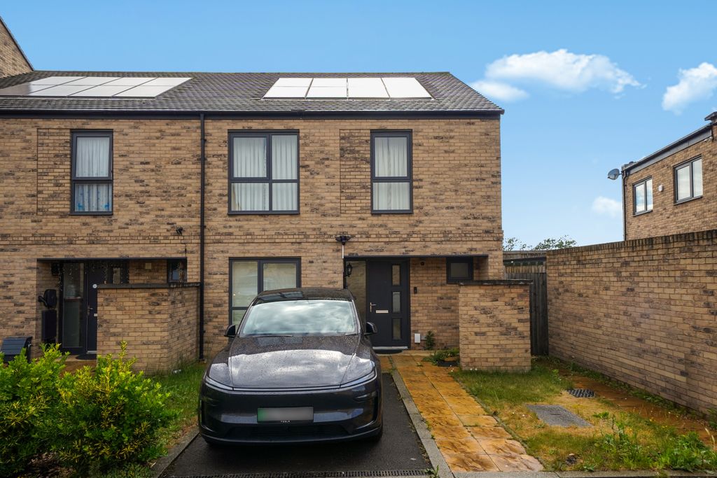 Property photo 1 of 23